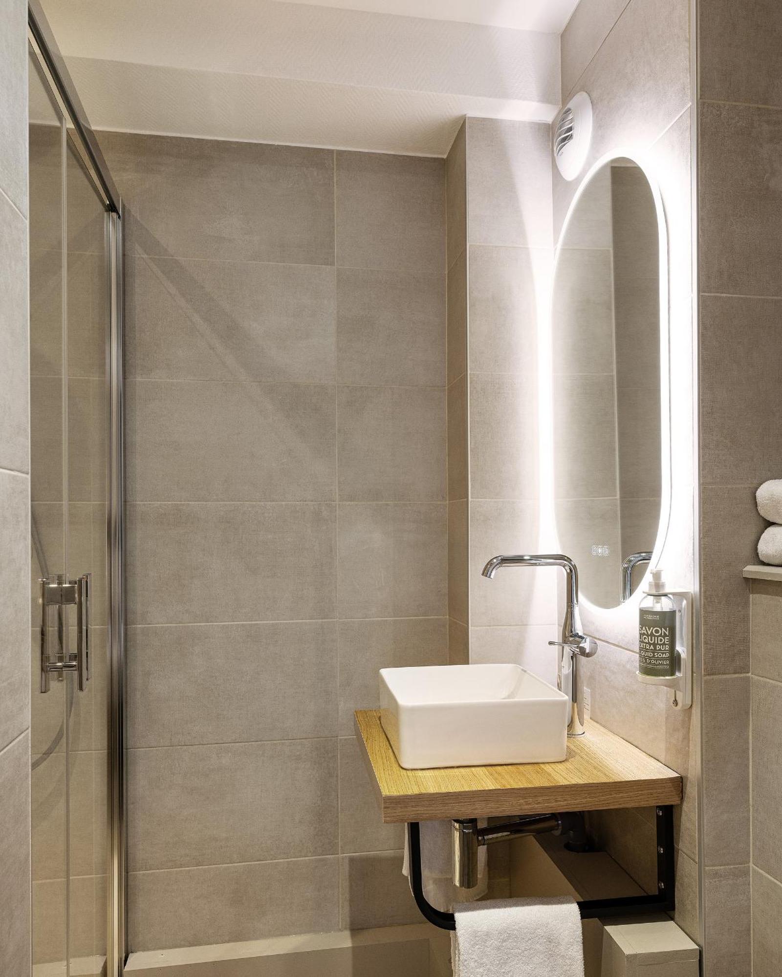 Grand Hotel Lille Bagian luar foto